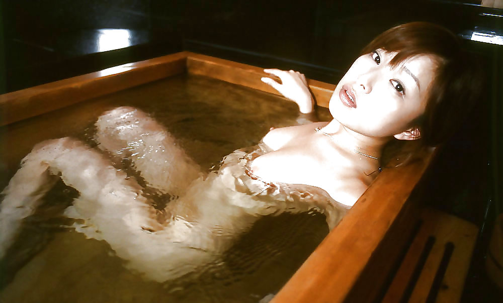 Asians in H2O #12741161