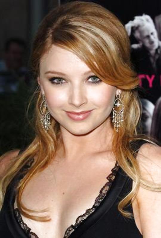 Elisabeth Harnois #16801571