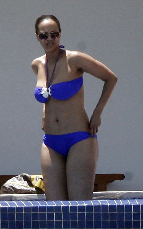 Tyra Banks In BIKINI in Mexico #4521065