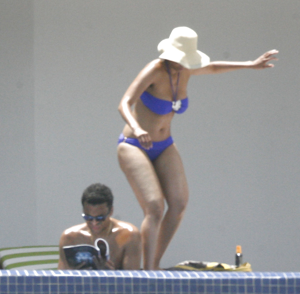 Tyra Banks En Bikini Au Mexique #4521134