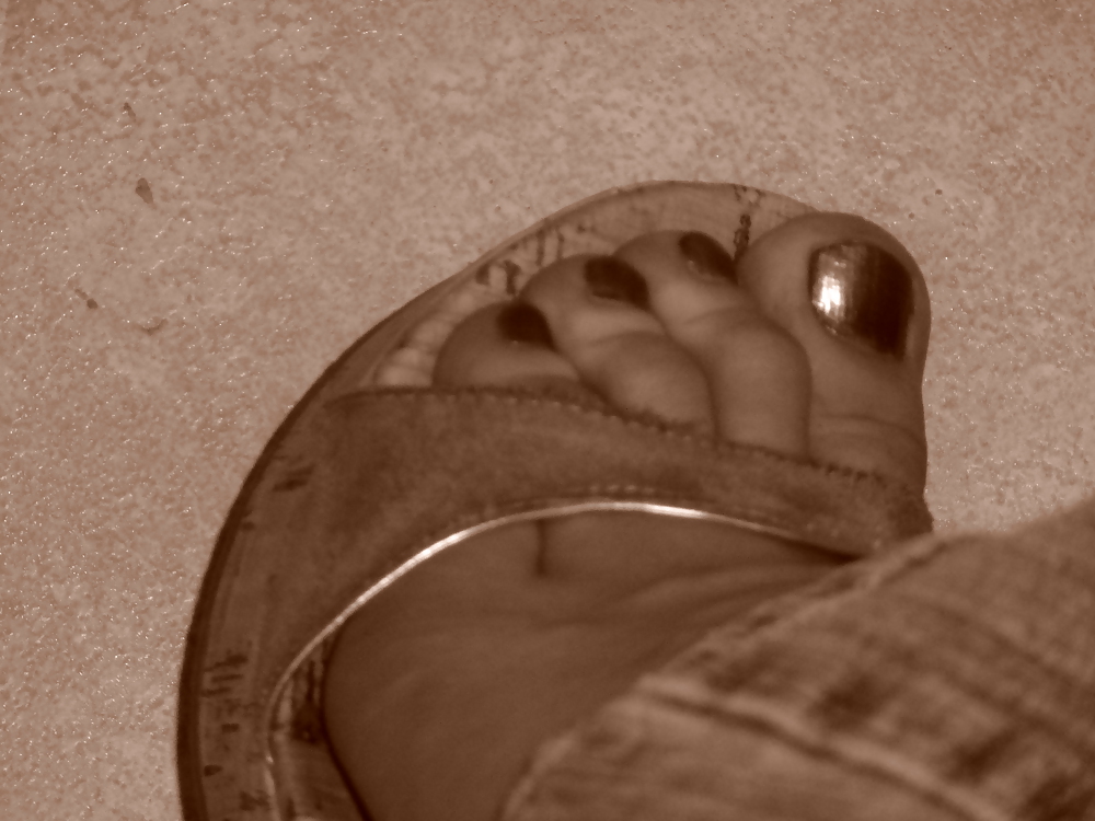 Perfect toes #4506764