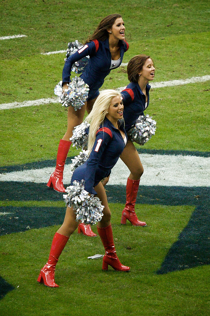 Cheerleaders with sexy Boots on.... #5751740