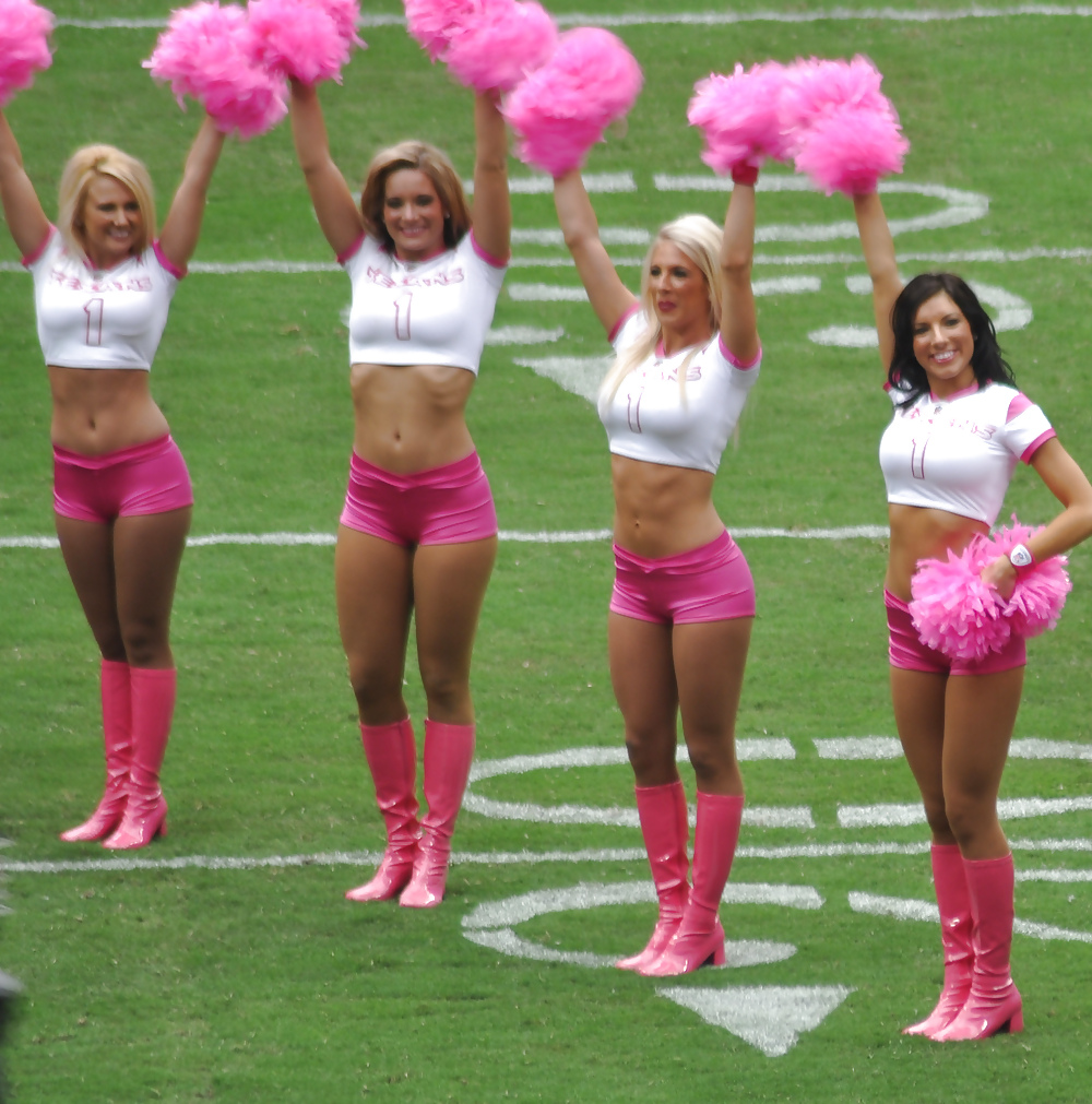 Cheerleaders with sexy Boots on.... #5751797