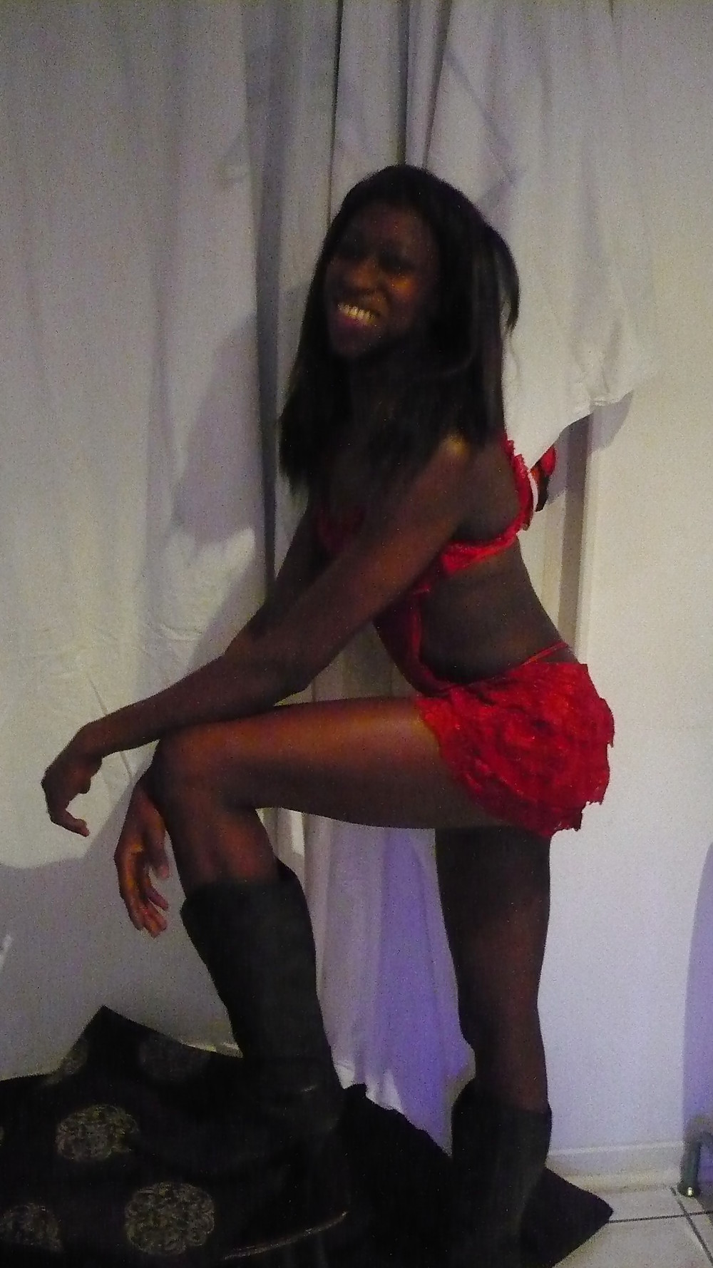 'sweetyp' de www.ebonymeet.us
 #16111364