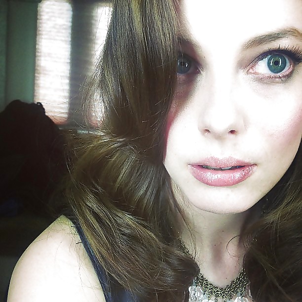 Community's Gillian Jacobs collection 2 #10350178