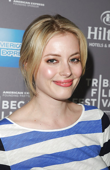 Collection Gillian Jacobs De Communauté 2 #10350554