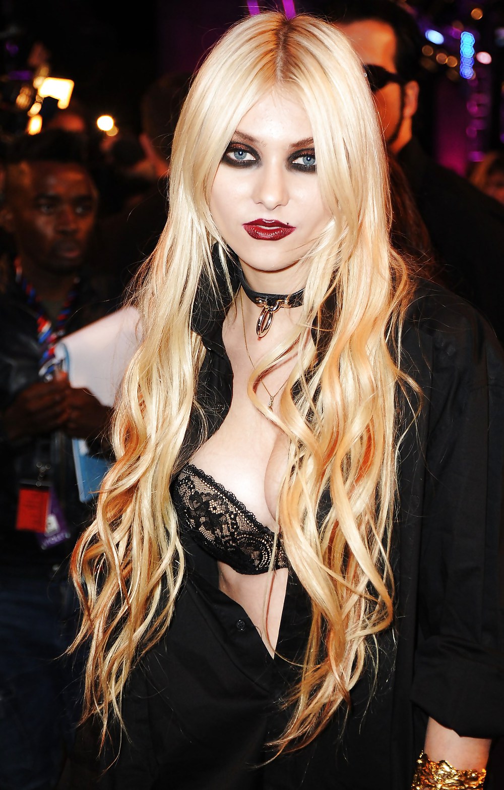 Taylor momsen 3 #4435659