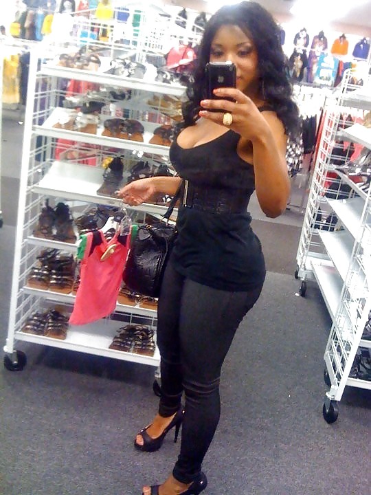 Amazingly Curvy Girls #9737109