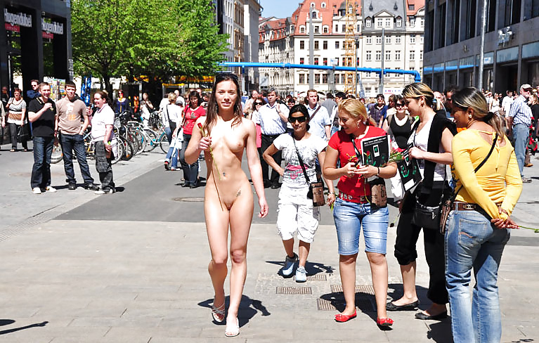 Nudes in public No. 13 - N. C. #2723435