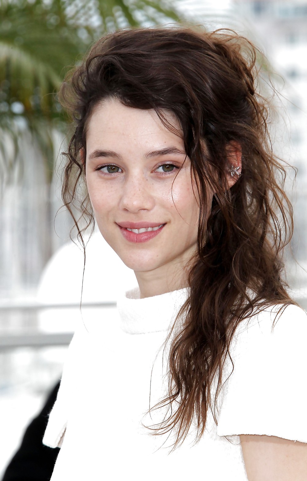 Astrid berges-frisbey
 #12742210