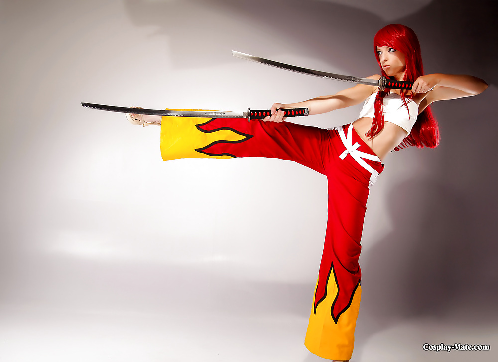 Erza ​​scarlett Cosplay Photos #18198187