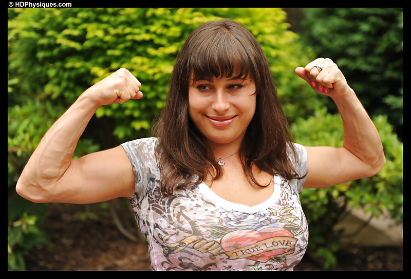 Muscle babes
 #21907633