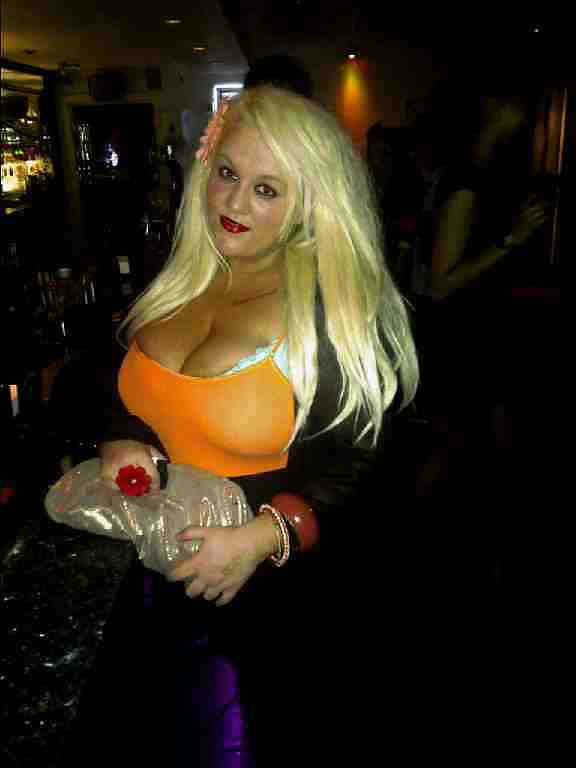 SLUTS IN CLUBS #9527042