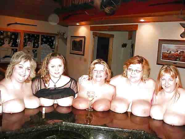 SLUTS IN CLUBS #9527092