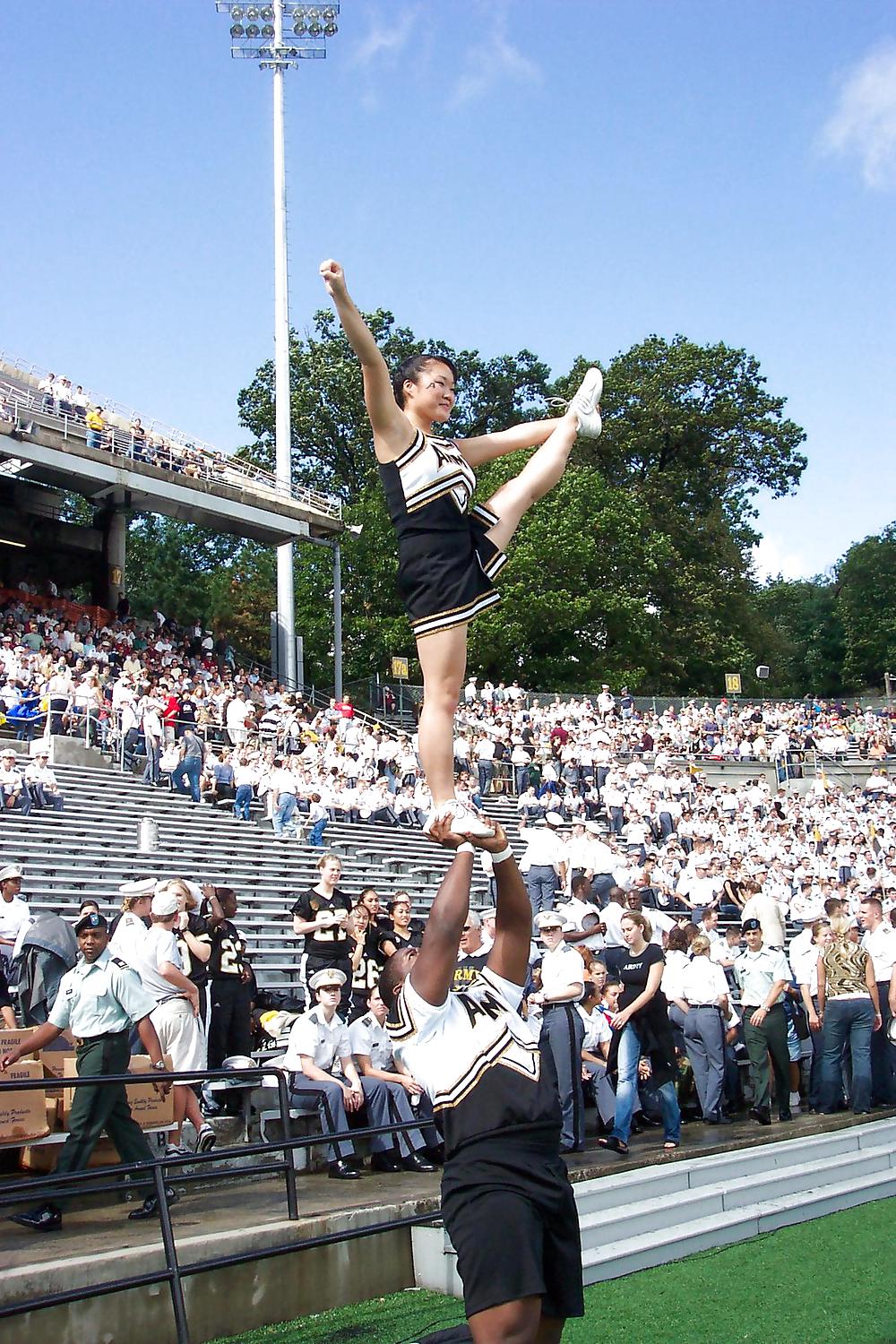 Troie dell'esercito - cheerleaders di usma west point
 #17303184