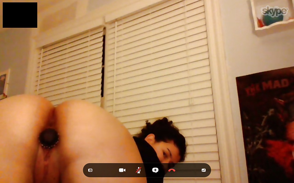 Skype show dina part 2
 #17791850