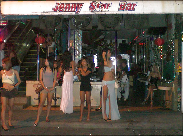 Pattaya Bars Et Nuit (ladyboy) #643609