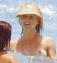Nip slips
 #6776554