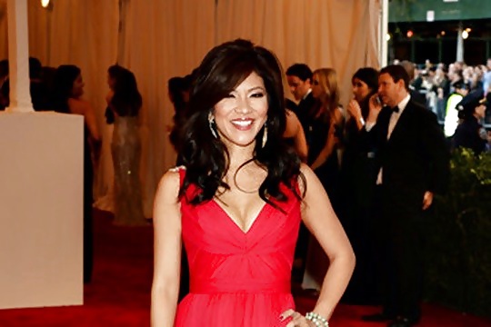 CBSニュース、ビッグブラザーのセクシーなジュリー・チェン、セクシーな脚
 #6628581