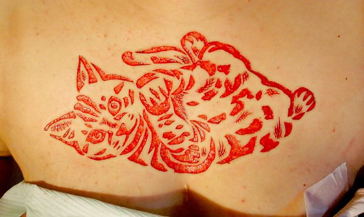 Scarification - teens most popular body modification #9454174