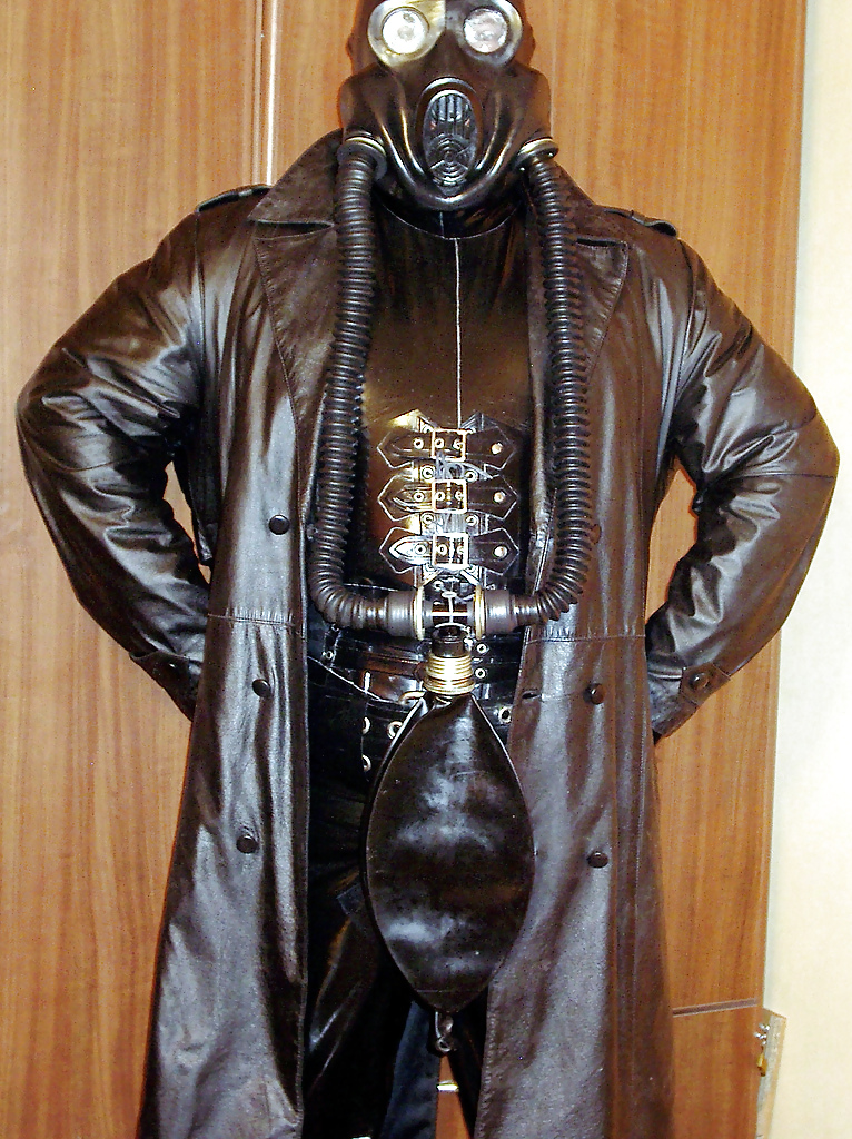 Latex and leather-based #9999378