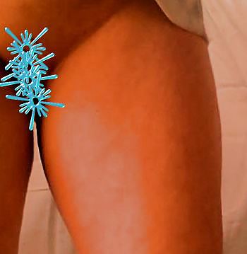 Oben ohne in der dusche
 #21454775