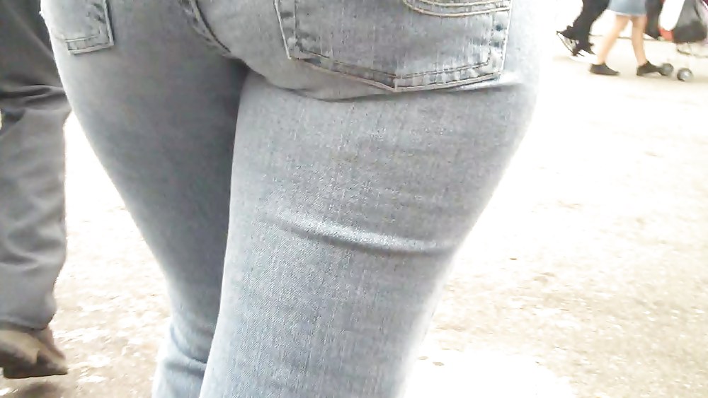 Cum on look at nice big ass in butt tight jeans #3638861