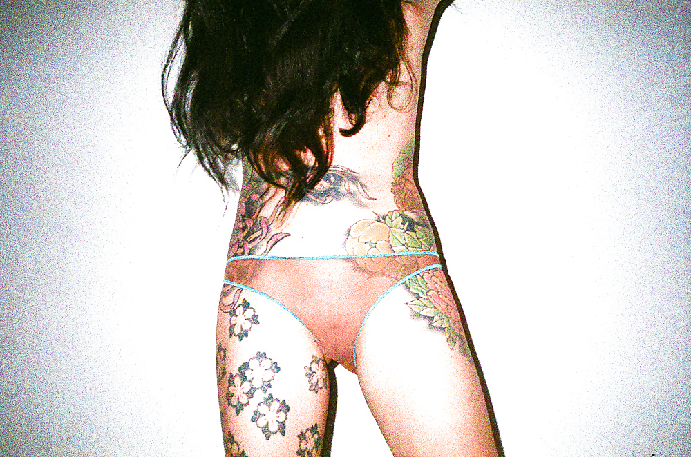 Ragazza sexy e arrapata tatooed - bbenito
 #7349329