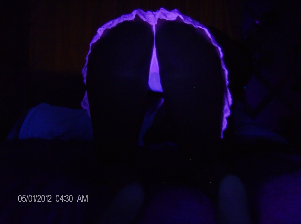 Glow in the dark #10225603