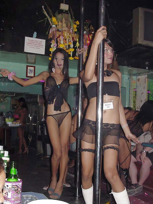 Ladyboy Nachtleben In Pattaya #21526543