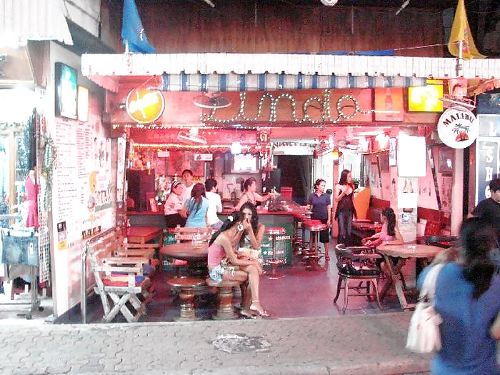 Ladyboy Nachtleben In Pattaya #21526555