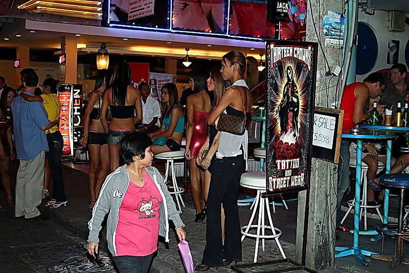 Ladyboy Nachtleben In Pattaya #21526927