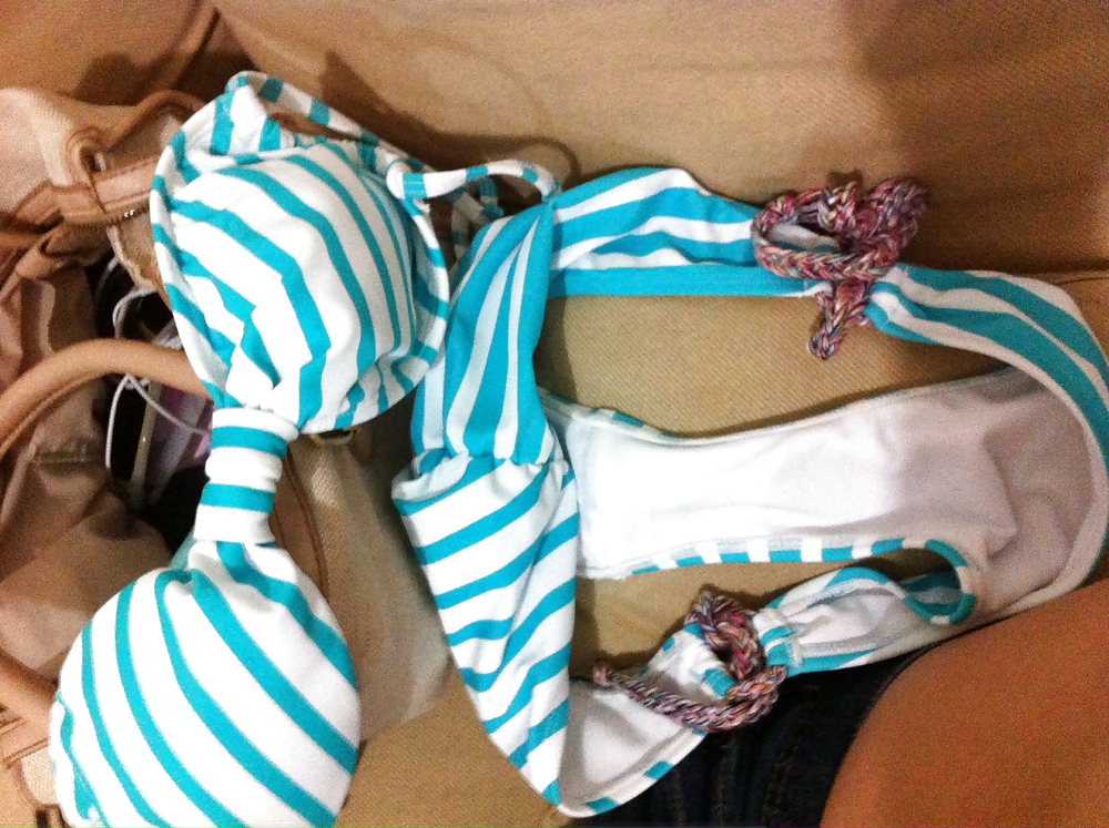 Calzones y bikinis de mi hermanita  #12909056