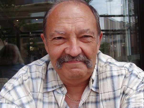 Cool papi
 #11752654