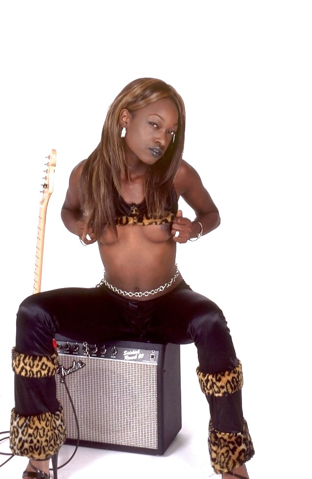 EBONY BEAUTY - JEZABEL #9993329