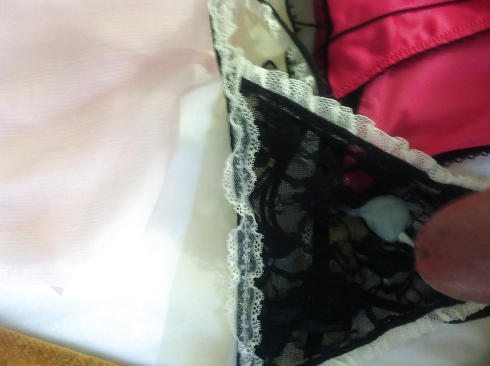 Erica Cums on her own Panties #3639116