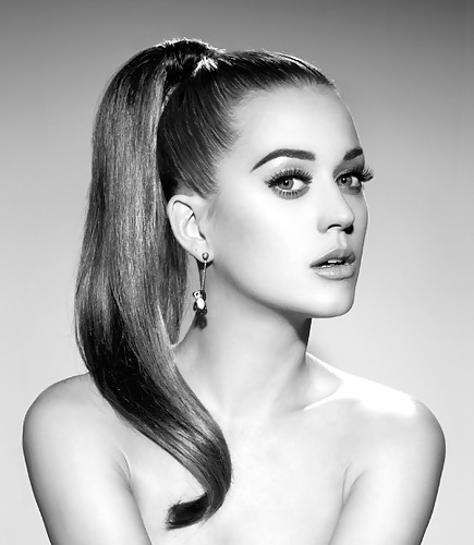 Katy perry
 #9738845