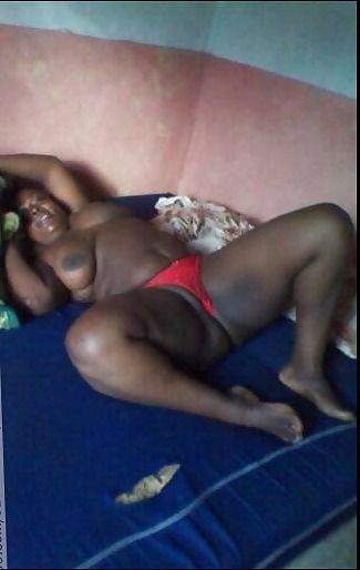Méchante Prostituée Africaine Dodue #20451330