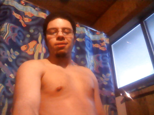 Me lonly im single need a gf #2883733