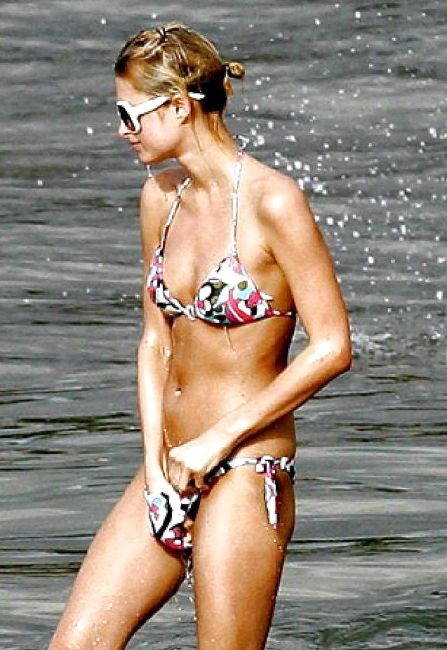Paris hilton mega colección 2 
 #1805265