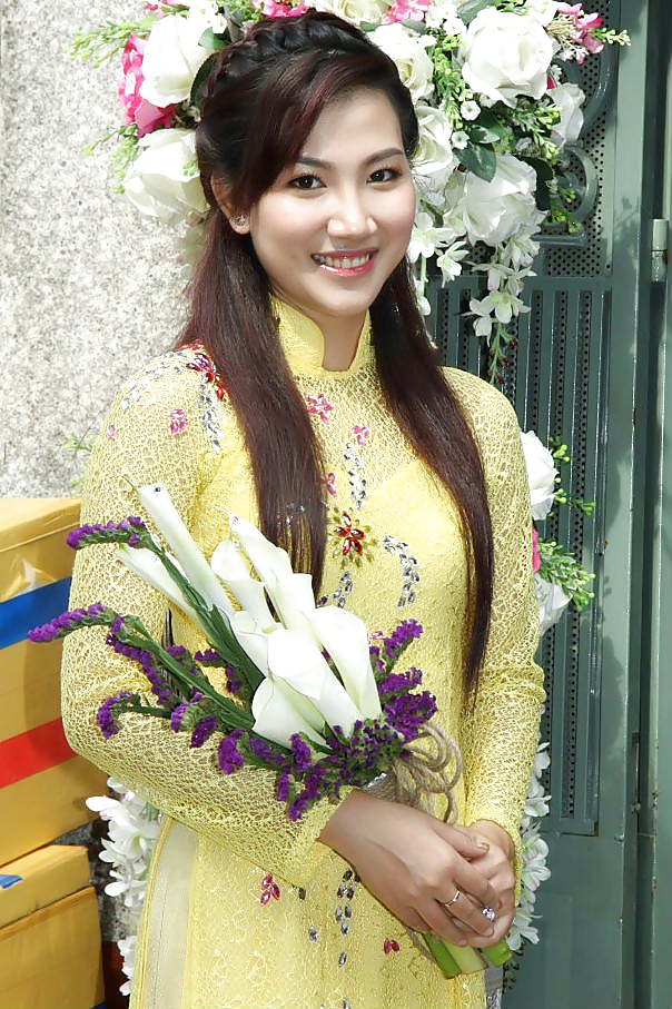 Vietnamita - ao dai
 #15122075