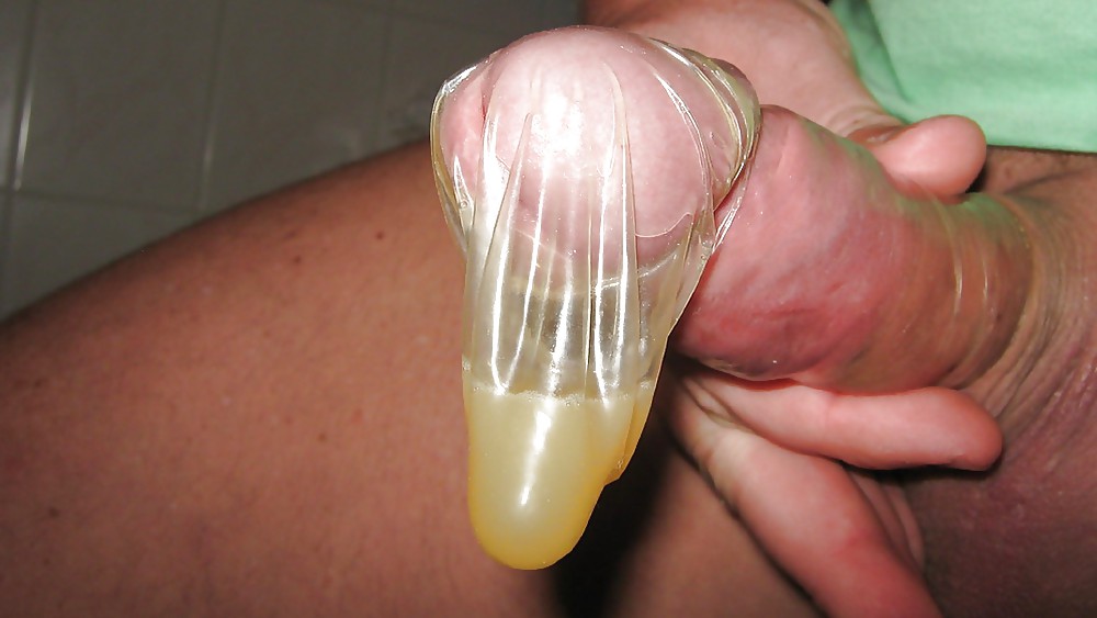 Preservativi spessi riempiti di sperma iii
 #18313128