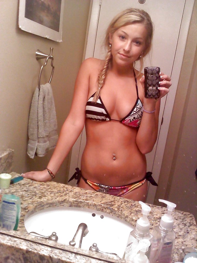 Selfshot 2 #22612461