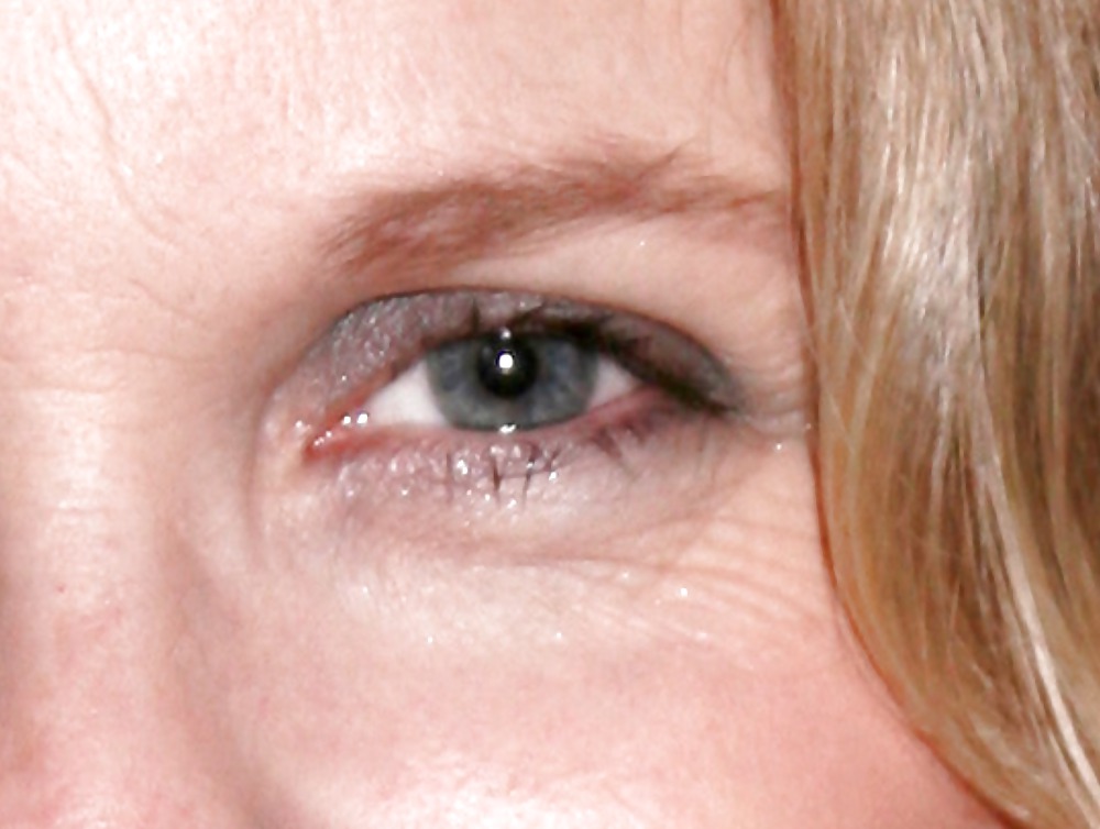 Hot Eyes #22122545