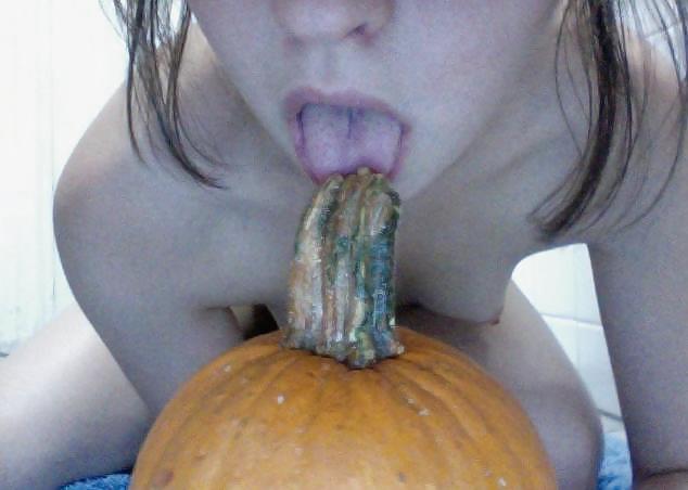 Masturbation with Pumpkin #11041200