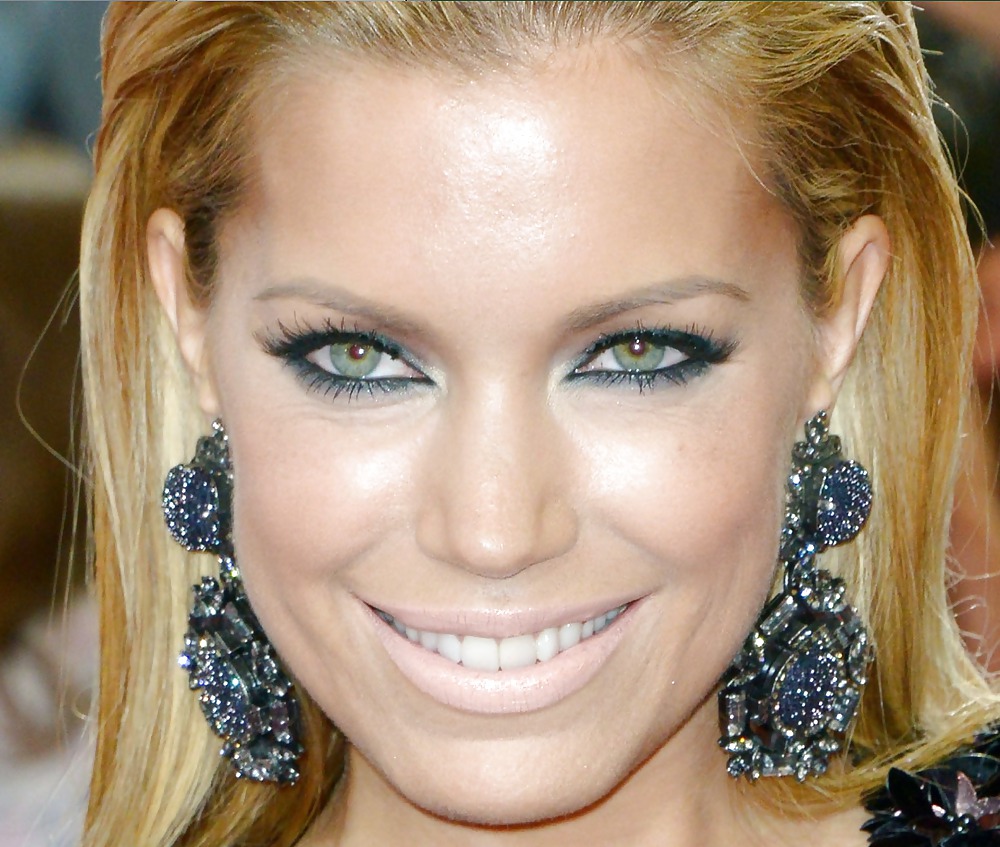 Sylvie van der Vaart #14026968