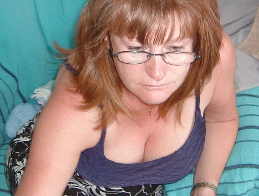 Uk amateur busty mature
 #8124648