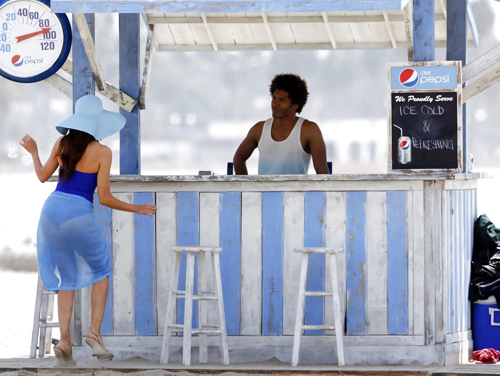 Sofia vergara en el set comercial de pepsi en los angeles 2
 #3339575