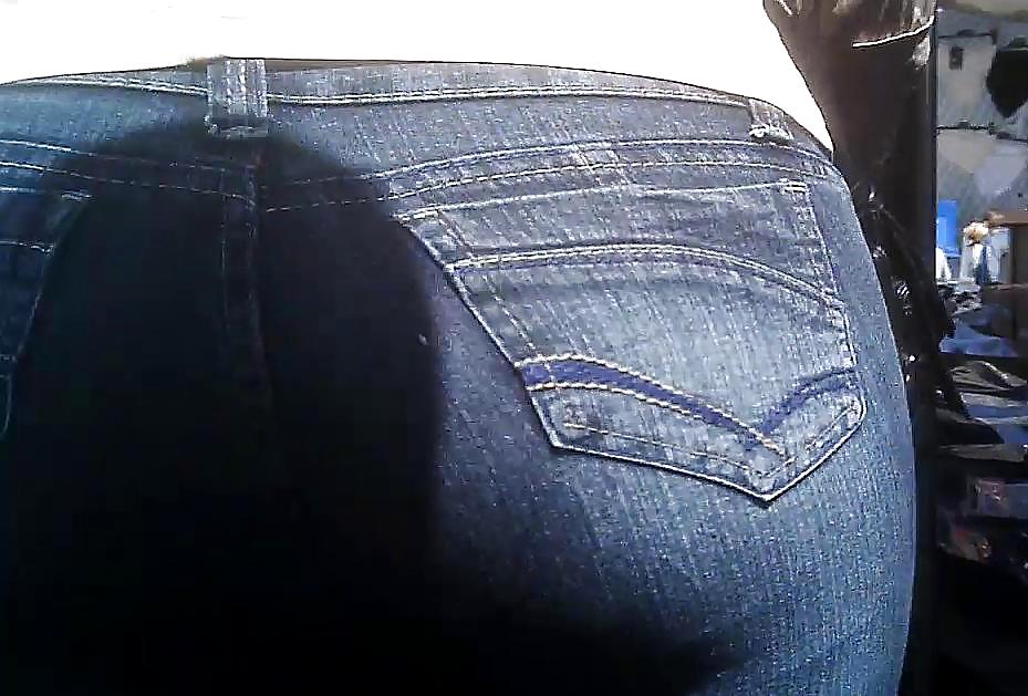 Big Booty Arab En Jeans #18067334
