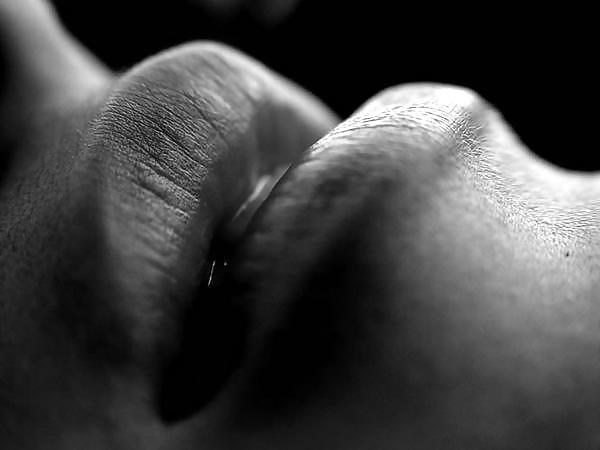 Sexxxy labios...
 #3207915